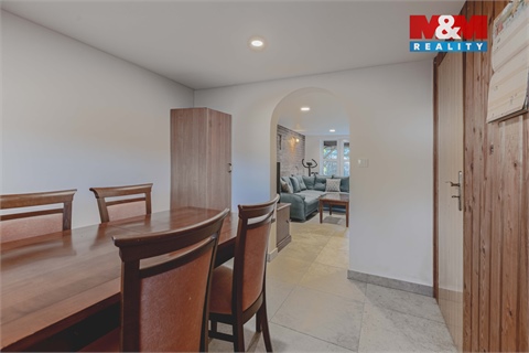 Prodej rodinného domu, 196 m² 28