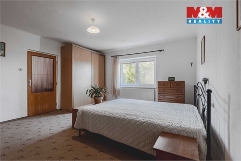 Prodej rodinného domu, 196 m² - 24