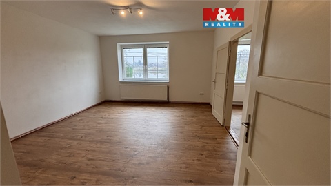 Pronájem bytu 2+1, 49 m² 0