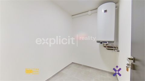 Pronájem bytu 2kk, 61 m² 12