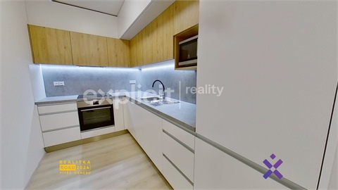 Pronájem bytu 2kk, 61 m² - 0