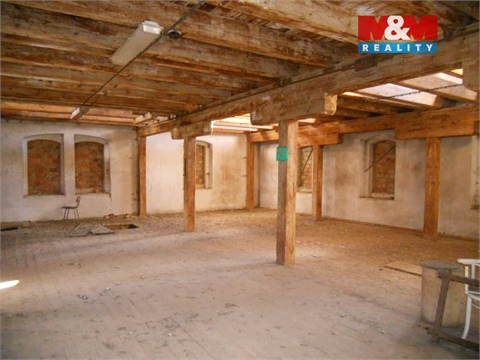 Prodej obchodních prostor, 1 805 m² 6