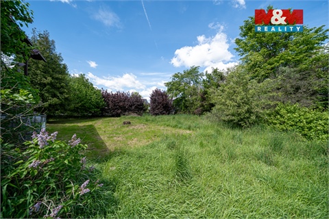 Prodej stavebního pozemku, 1 414 m² 2