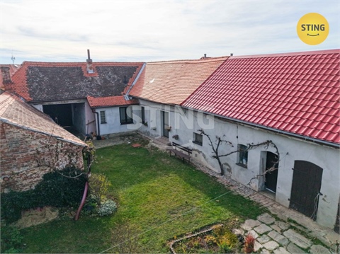 Prodej rodinného domu, 100 m² - 2