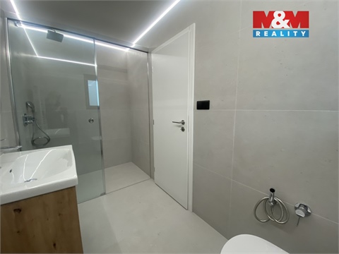 Prodej rodinného domu, 125 m² - 10
