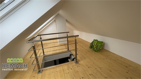 Pronájem bytu 2kk, 79 m² - 8