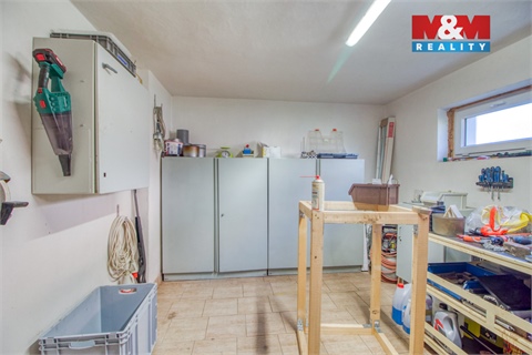 Prodej rodinného domu, 266 m² - 24