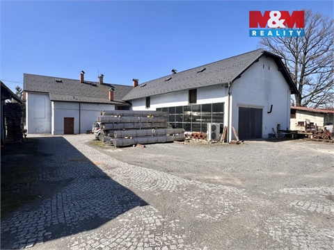 Prodej obchodních prostor, 670 m² 2