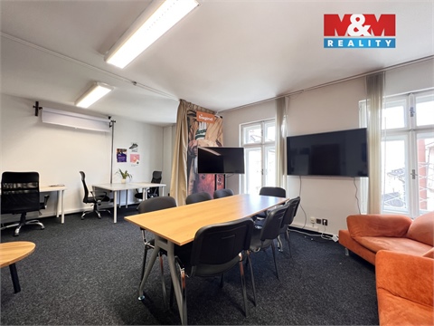 Pronájem kanceláře, 170 m² 2