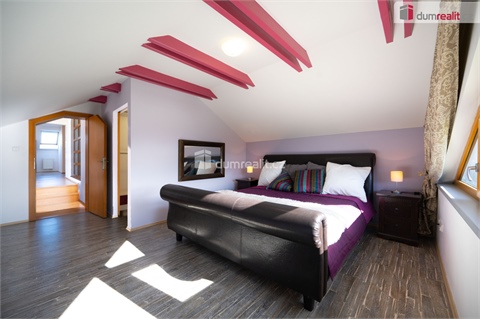 Prodej rodinného domu, 228 m² - 14