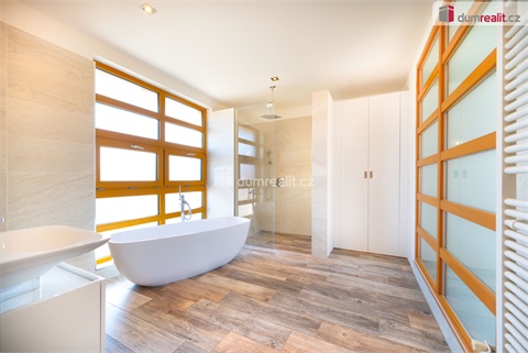 Prodej rodinného domu, 228 m² 18