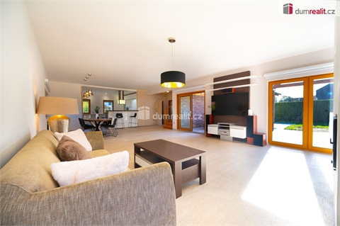 Prodej rodinného domu, 228 m² - 4