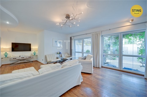 Pronájem rodinného domu, 204 m² 10