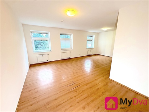 Pronájem bytu 1kk, 41 m² 0