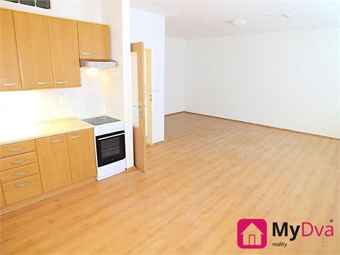 Pronájem bytu 1kk, 41 m² 0