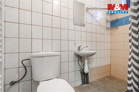 Prodej rodinného domu, 200 m² 12