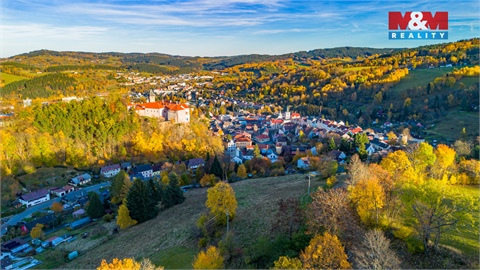 Prodej stavebního pozemku, 1 043 m² 2