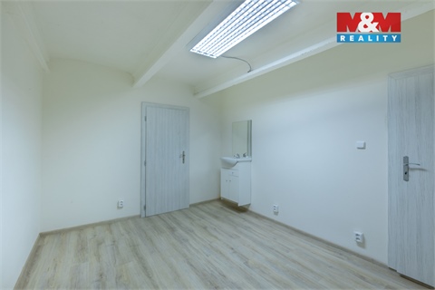 Pronájem obchodních prostor, 50 m² 10