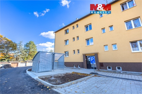 Pronájem obchodních prostor, 50 m² 0