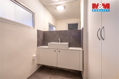 Pronájem obchodních prostor, 50 m² - 2