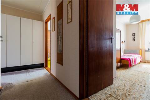 Prodej rodinného domu, 255 m² 12