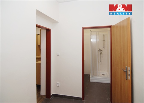 Pronájem bytu 1kk, 31 m² - 2