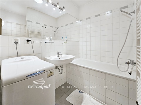 Pronájem bytu 1+1, 50 m² - 2