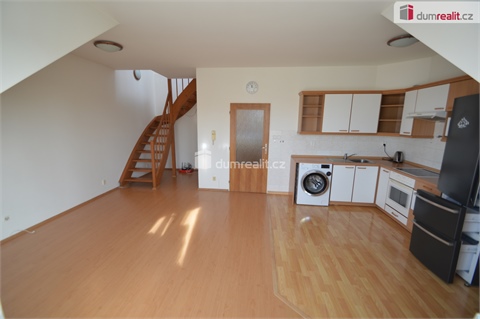 Pronájem bytu 1kk, 43 m² - 4