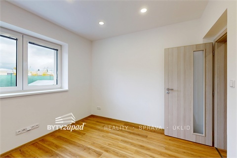 Pronájem bytu 3kk, 100 m² - 8