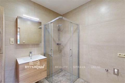 Pronájem bytu 3kk, 100 m² - 10