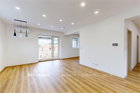 Pronájem bytu 3kk, 100 m² 4