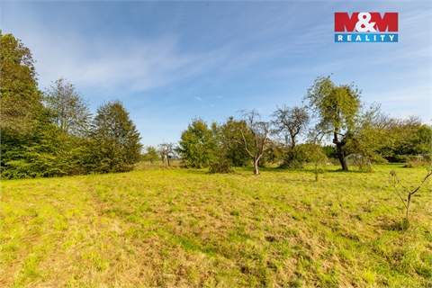 Prodej stavebního pozemku, 1 765 m² 2