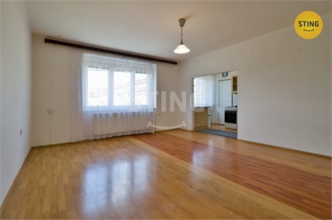 Pronájem bytu 1+1, 38 m² 0