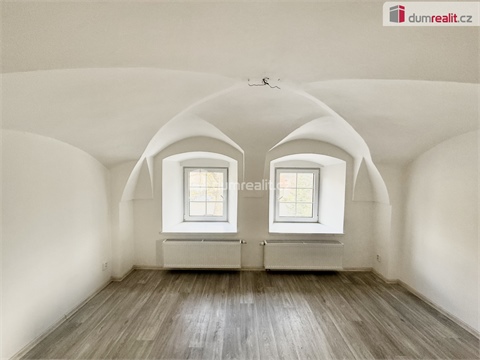 Pronájem bytu 3kk, 84 m² - 4