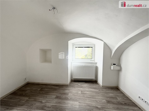 Pronájem bytu 3kk, 84 m² 6