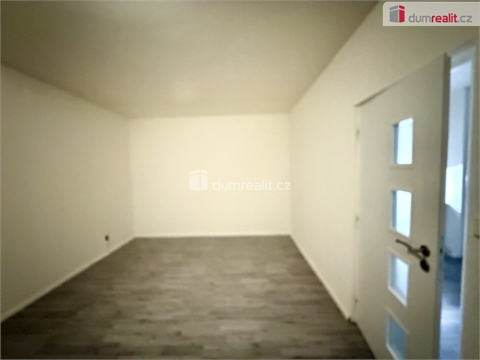 Pronájem bytu 1+1, 36 m² 10