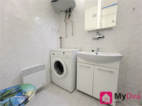 Pronájem bytu 1+1, 33 m² - 4