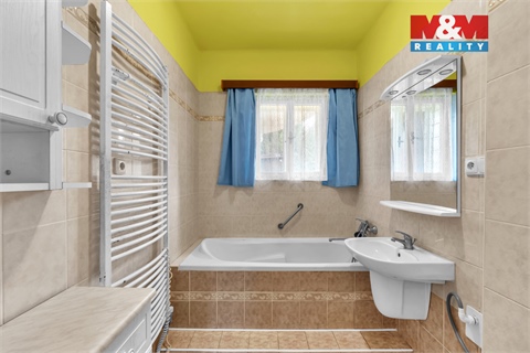 Prodej rodinného domu, 146 m² - 6