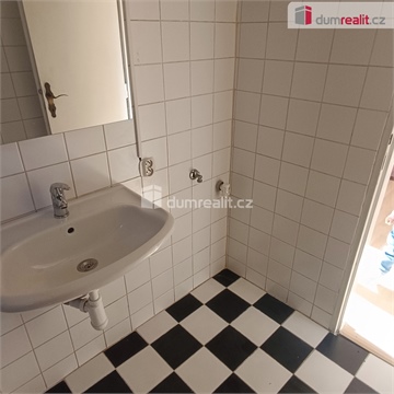 Pronájem bytu 2+1, 80 m² 10