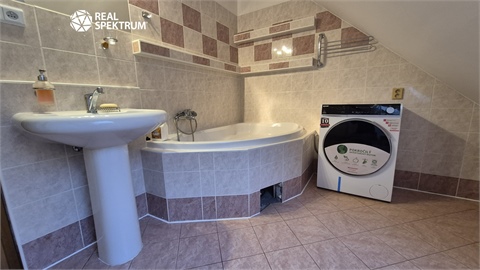 Pronájem bytu 3kk, 90 m² 18