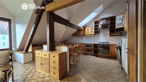 Pronájem bytu 3kk, 90 m² - 0