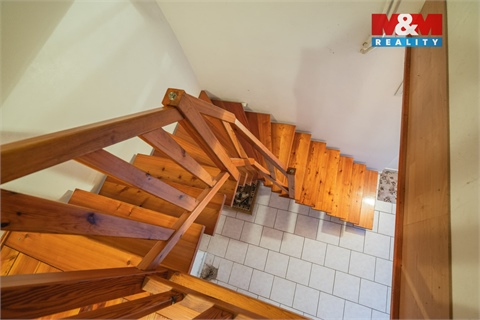 Prodej rodinného domu, 180 m² - 8