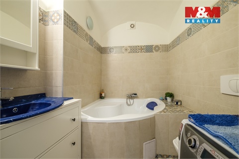 Prodej rodinného domu, 158 m² - 6