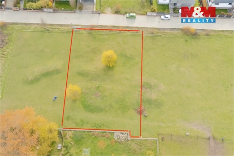 Prodej stavebního pozemku, 1 038 m² 2