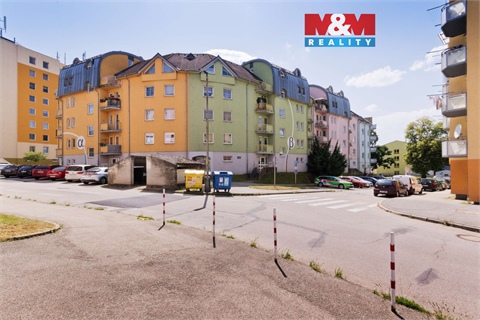 Pronájem bytu 2kk, 56 m² 0