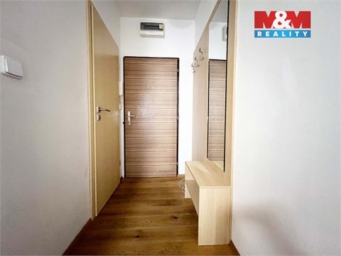 Pronájem bytu 1kk, 26 m² - 4