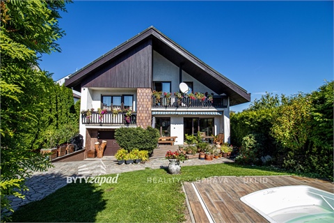 Prodej rodinného domu, 353 m² 0