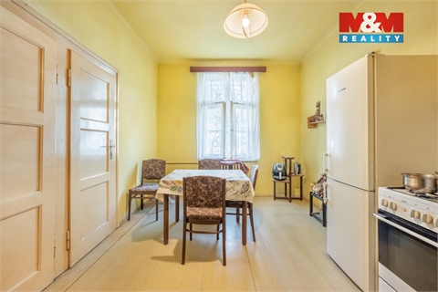 Prodej komerčního objektu, 240 m² 10