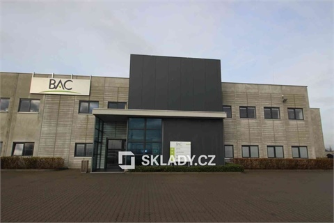 Pronájem skladu / haly, 1 800 m² 2