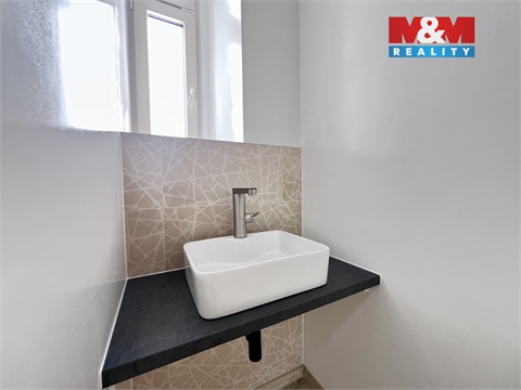 Pronájem kanceláře, 135 m² 12